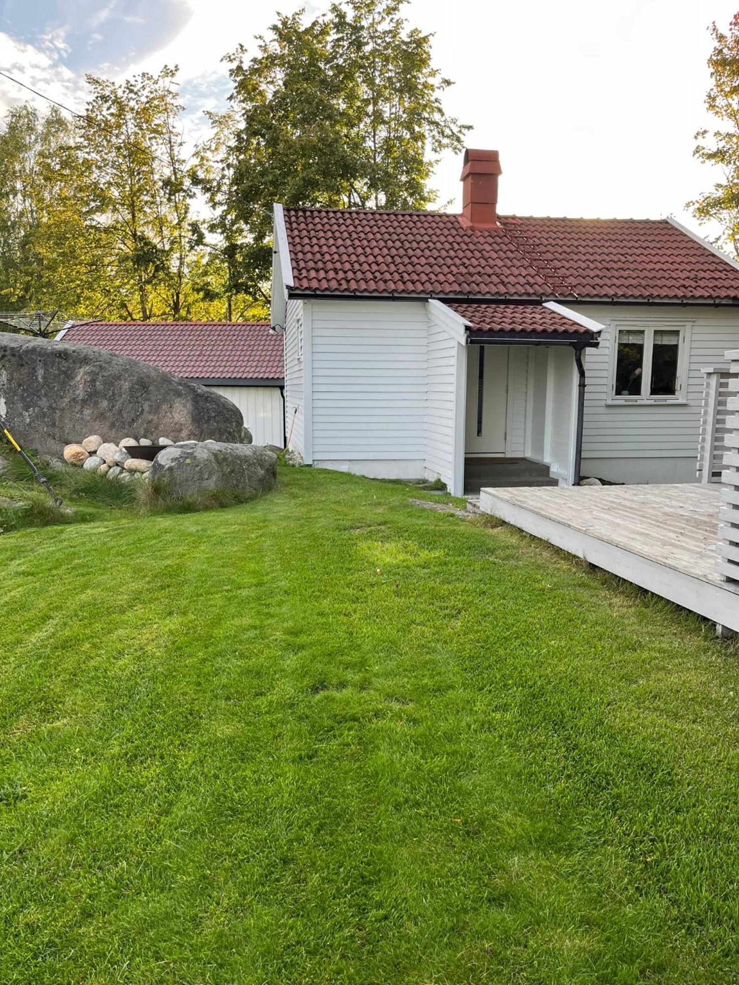 Cozy Cottage Close To Idyllic Archipelago With Additional Building If Booked For More Than 2 People Eydehavn ภายนอก รูปภาพ